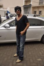Shahrukh Khan on the sets of Madhubala in Mumbai on 29th July 2013 (42).JPG